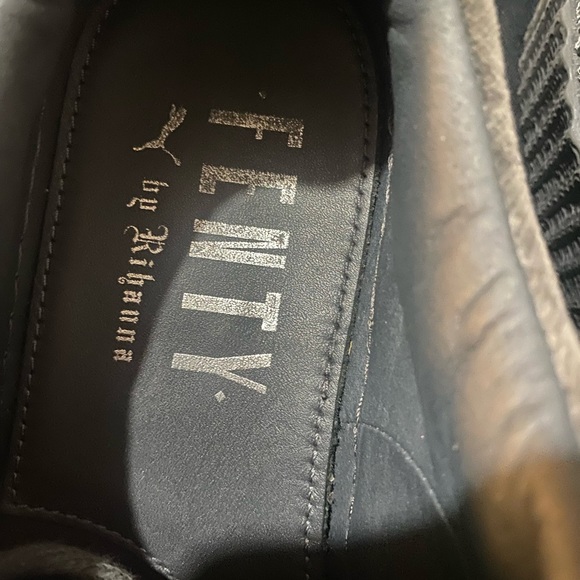 Puma women’s gun metal velvet grey platform Fenty by Rihanna - Picture 12 of 16